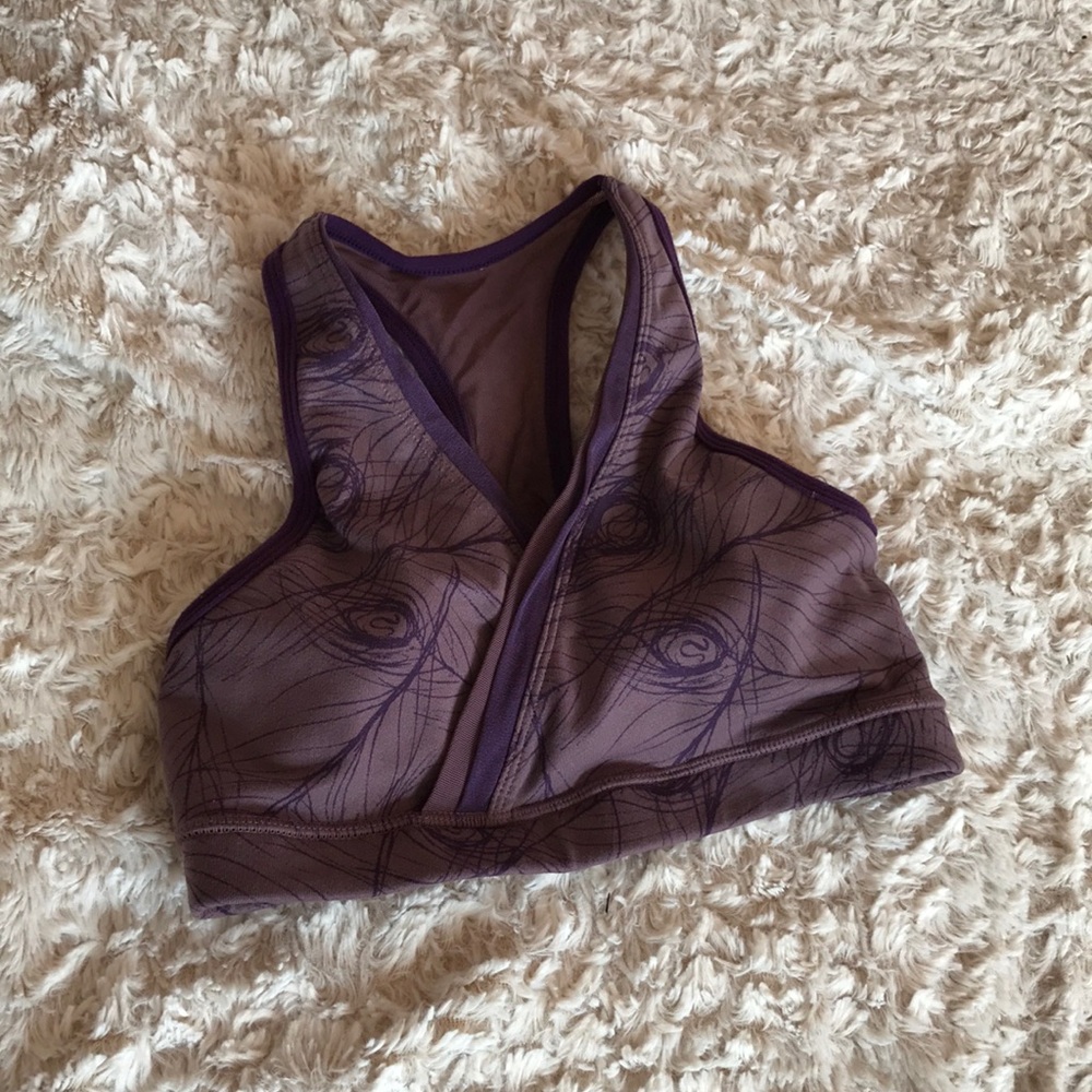 lululemon sports bra